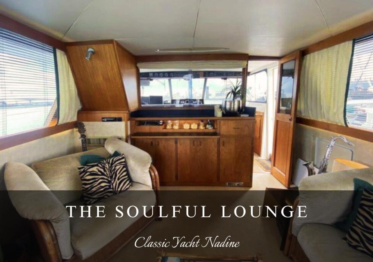 Classic Yacht Nadine In Poole Harbour, Dorset, With A Hot Tub Jacuzzi Exterior foto